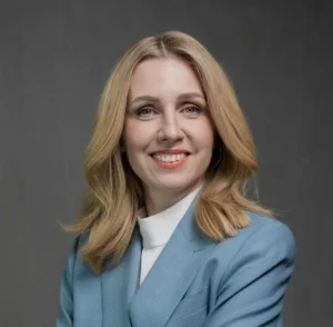 dr Adriana Kiedzierska-Mencfeld